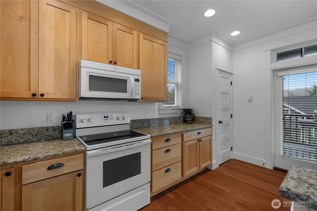 267 Compass Street Pacific Beach WA 98571
