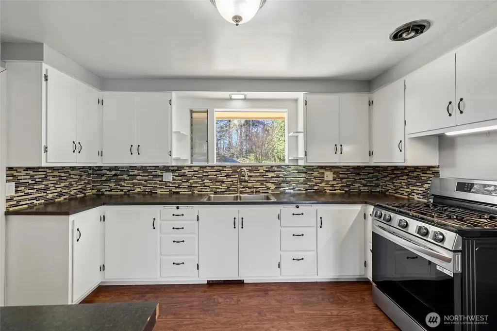 10450 Sterling Road Sedro Woolley WA 98284