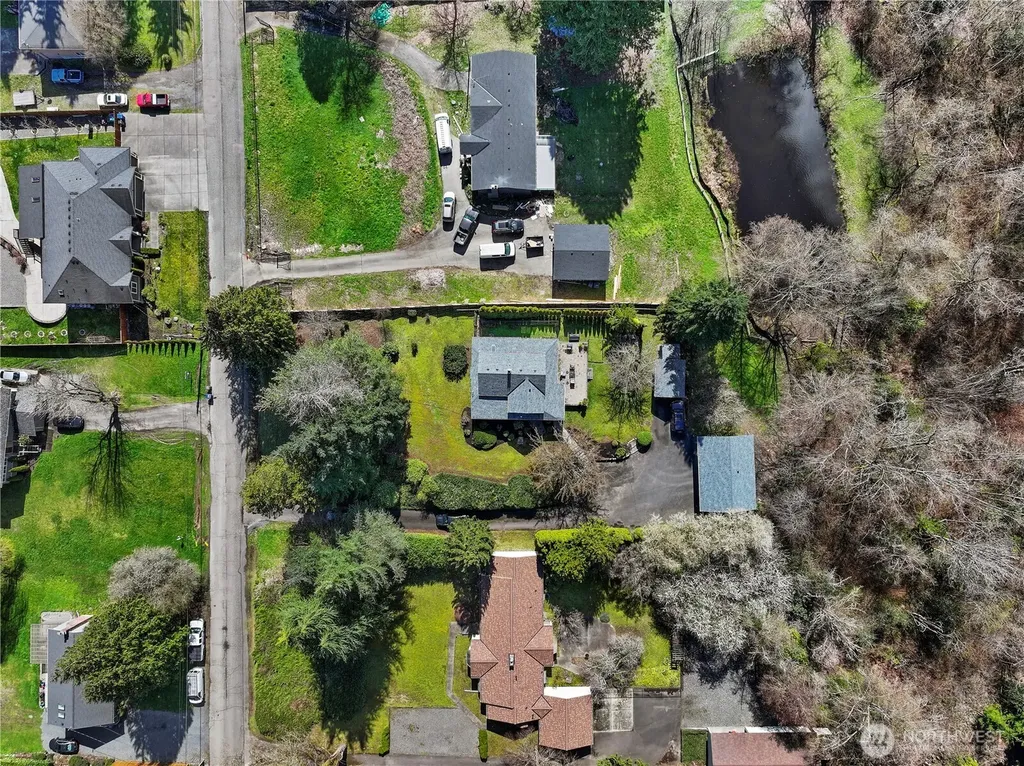 23022 7th Avenue SE Bothell WA 98021
