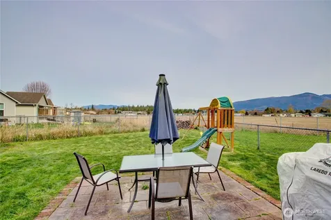 1812 N 30th Street Mount Vernon WA 98273