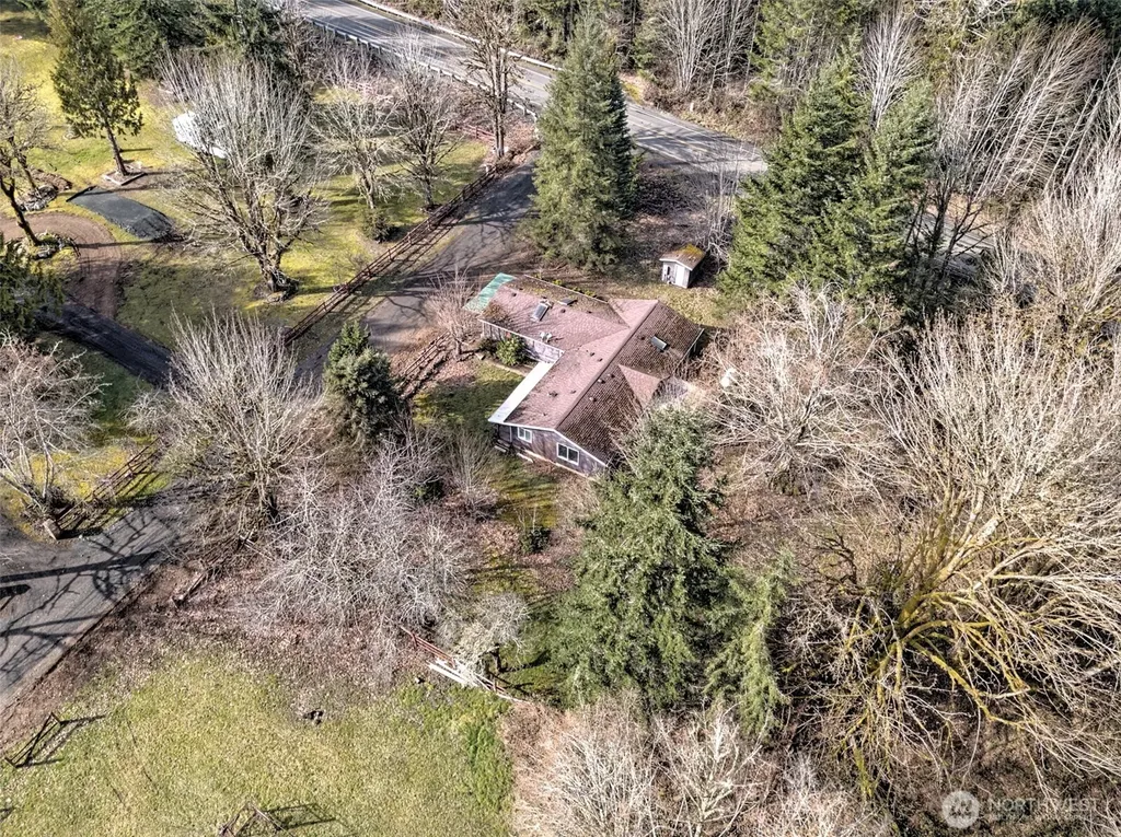 1051 E Crestview Drive Shelton WA 98584