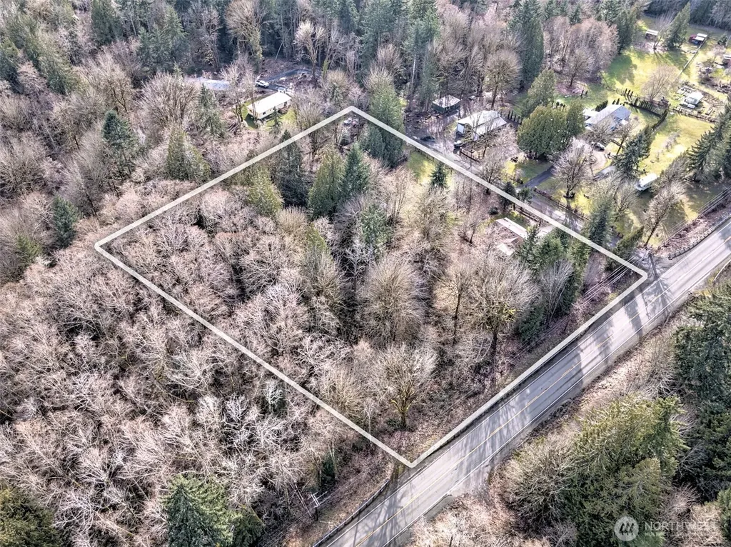 1051 E Crestview Drive Shelton WA 98584