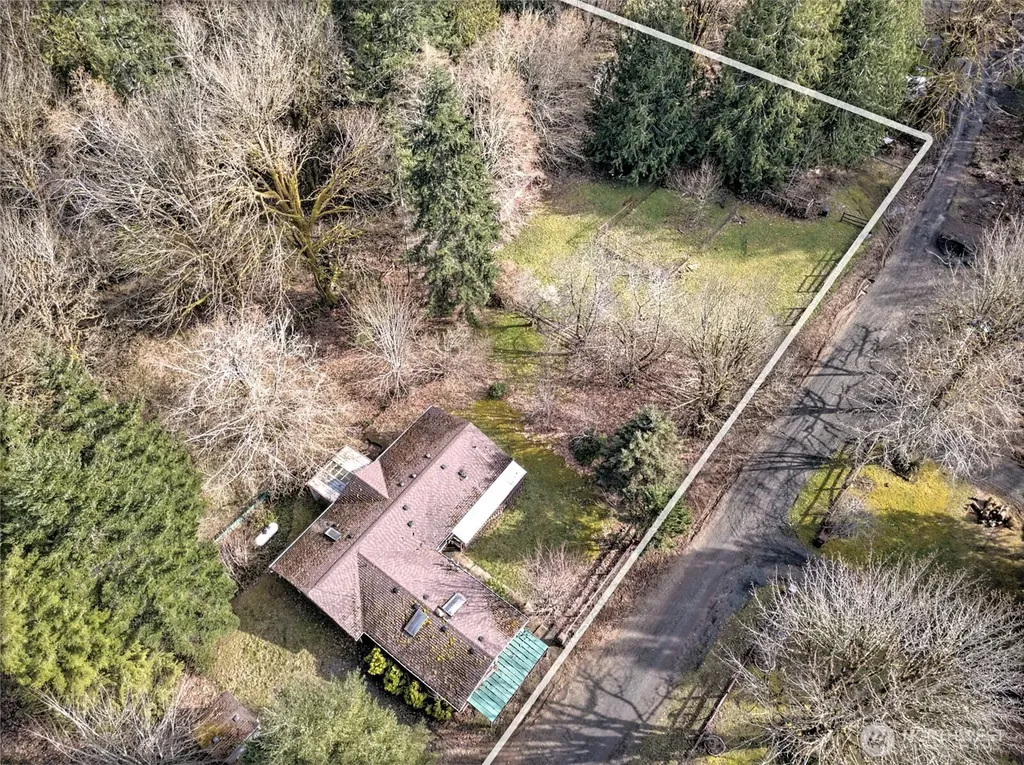 1051 E Crestview Drive Shelton WA 98584