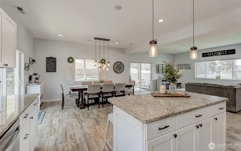 205 Skyline Drive Cashmere WA 98815