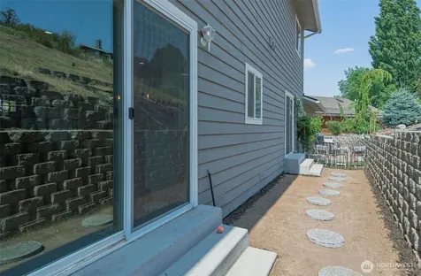 205 Skyline Drive Cashmere WA 98815