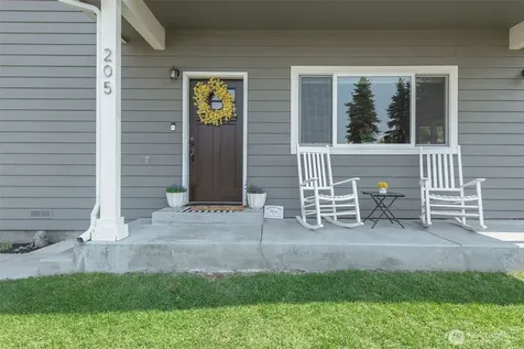205 Skyline Drive Cashmere WA 98815