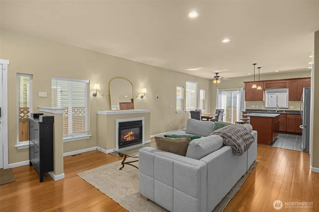 10250 17th Avenue SW Seattle WA 98146