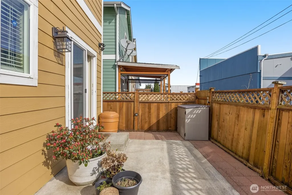10250 17th Avenue SW Seattle WA 98146