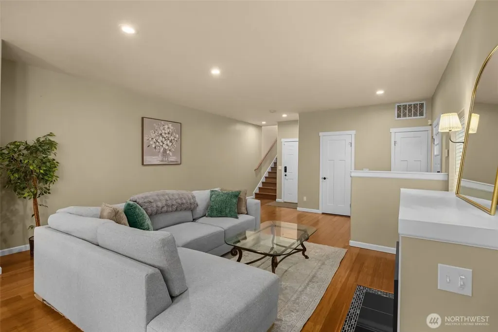 10250 17th Avenue SW Seattle WA 98146