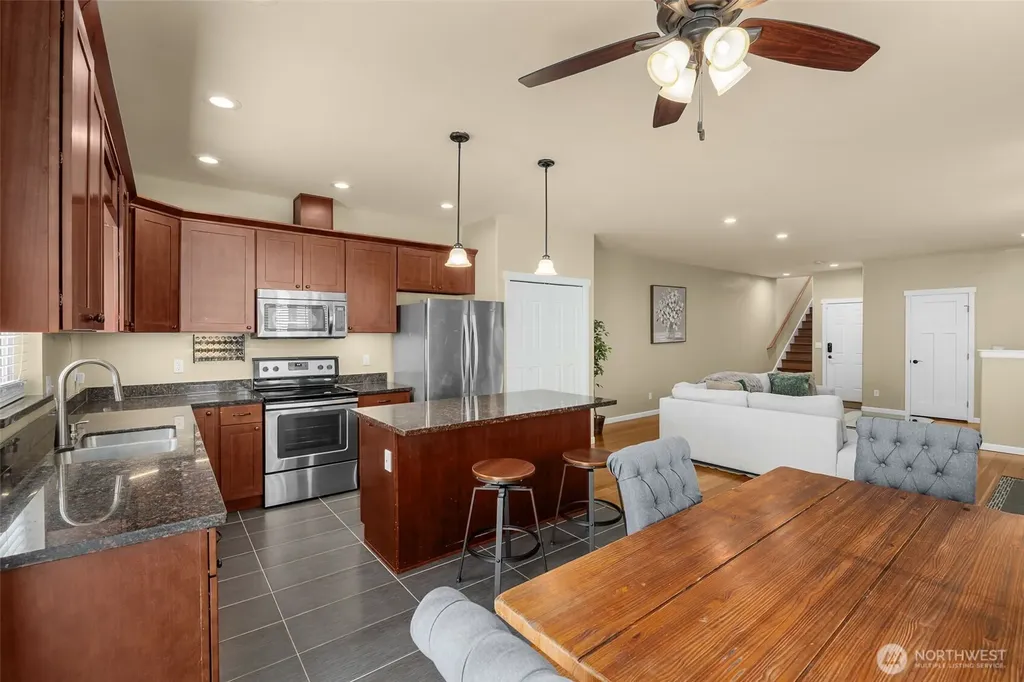 10250 17th Avenue SW Seattle WA 98146