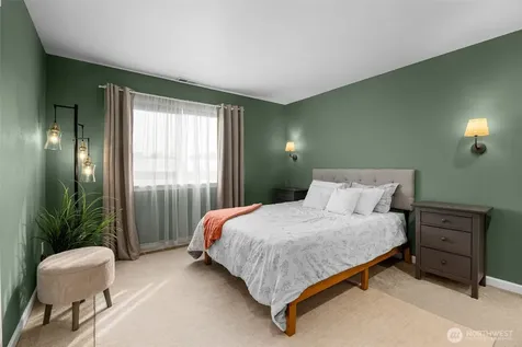 10250 17th Avenue SW Seattle WA 98146