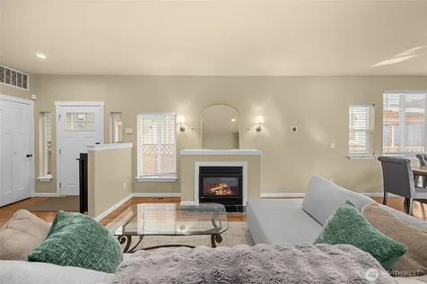 10250 17th Avenue SW Seattle WA 98146
