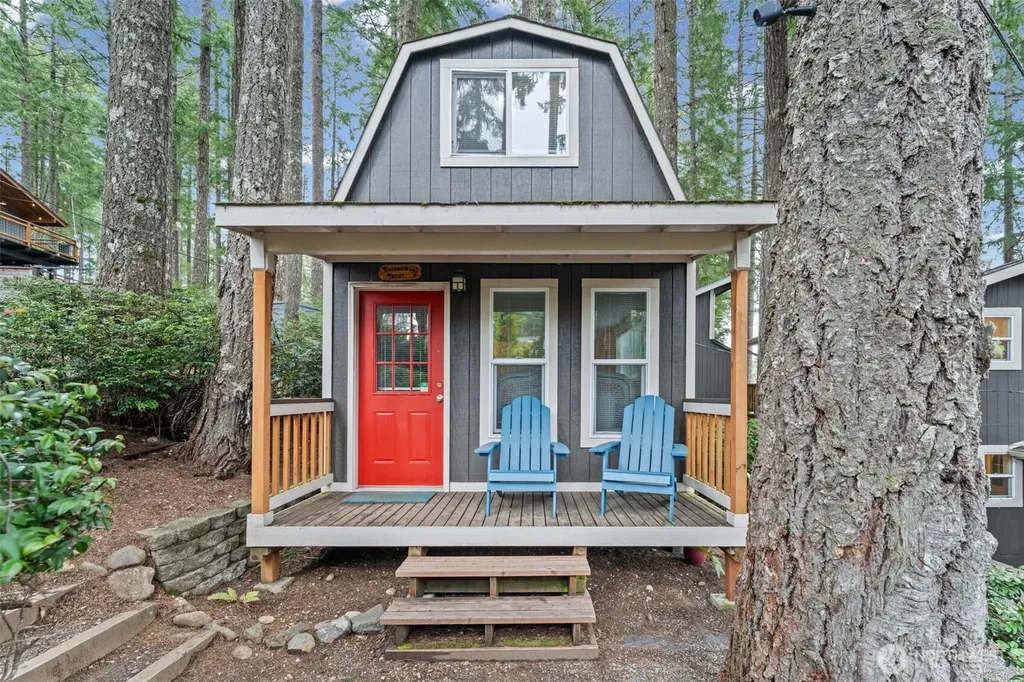 5530 E Mason Lake Drive W Grapeview WA 98546