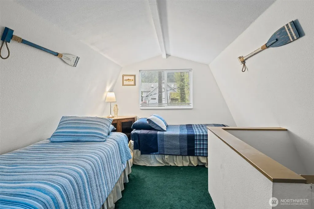 5530 E Mason Lake Drive W Grapeview WA 98546