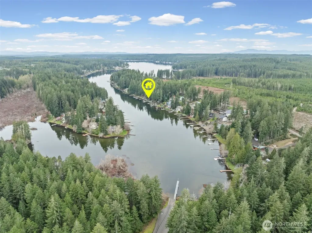 5530 E Mason Lake Drive W Grapeview WA 98546