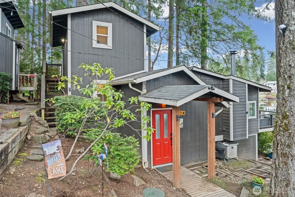 5530 E Mason Lake Drive W Grapeview WA 98546