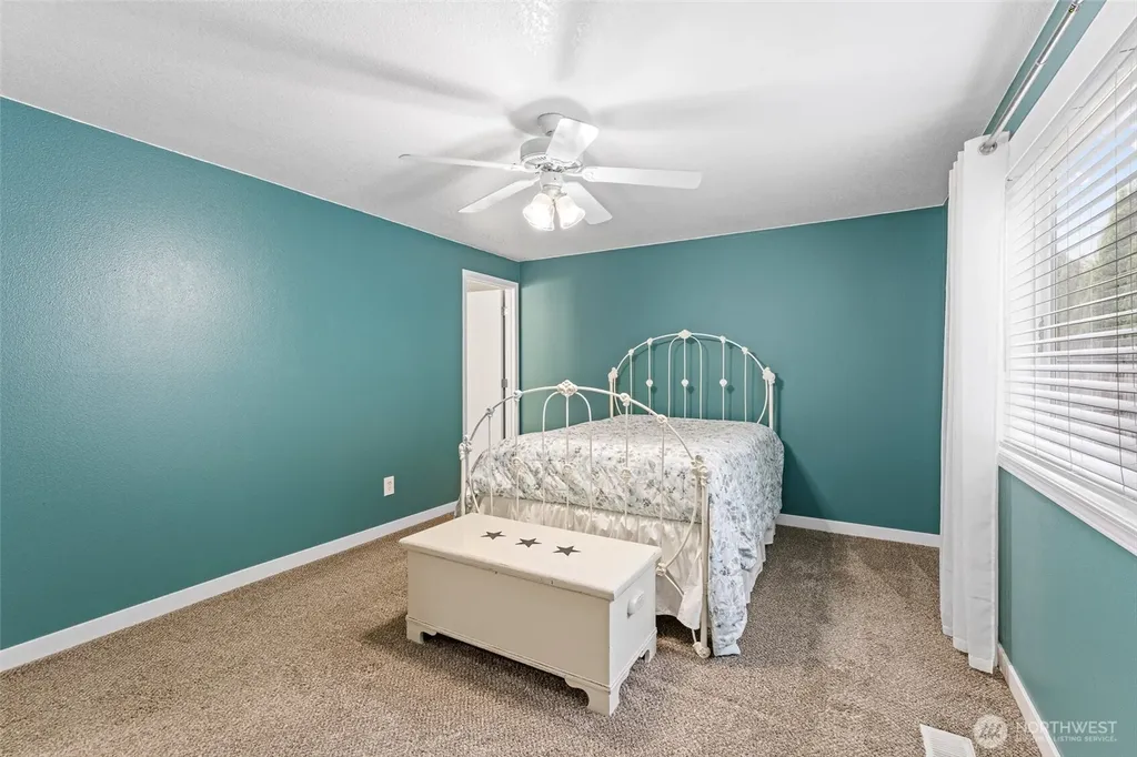 105 Wilshire Way Kelso WA 98626