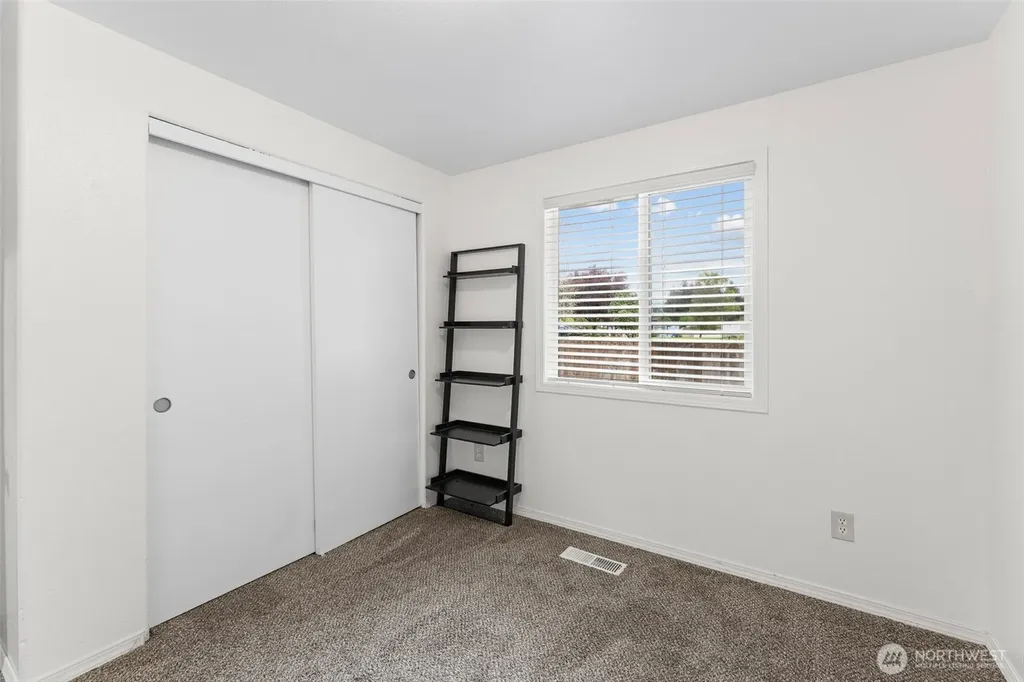 105 Wilshire Way Kelso WA 98626