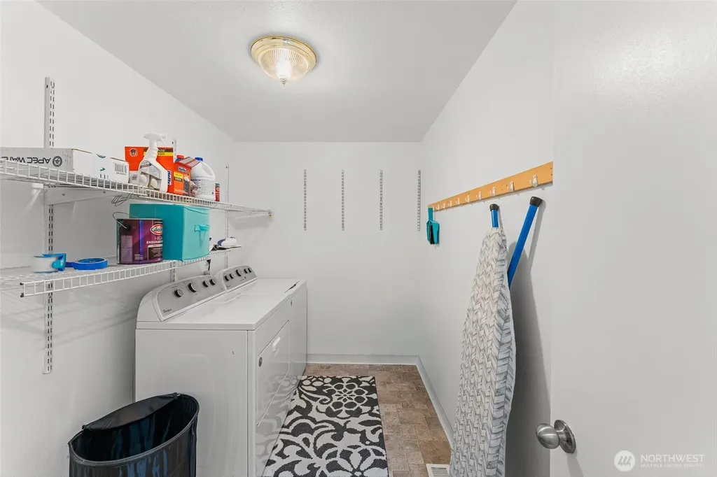 105 Wilshire Way Kelso WA 98626