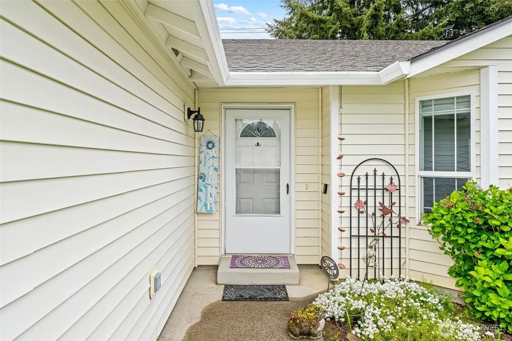 105 Wilshire Way Kelso WA 98626