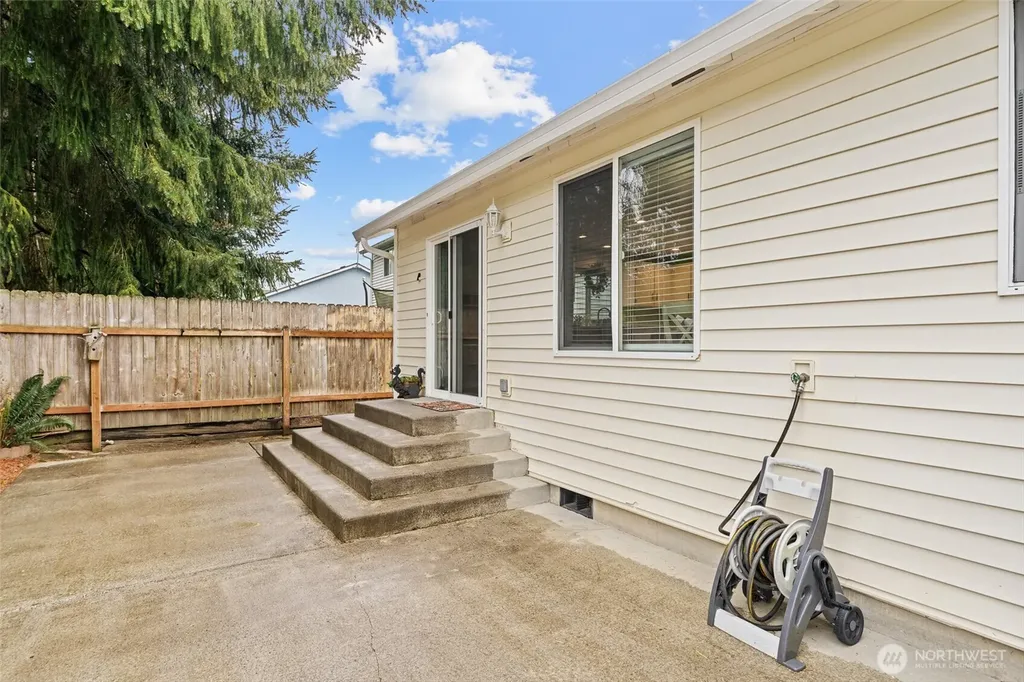 105 Wilshire Way Kelso WA 98626