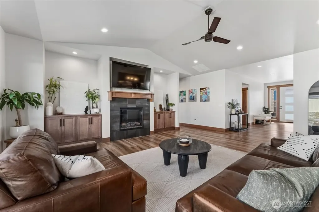 2637 Patriot Way SE East Wenatchee WA 98802