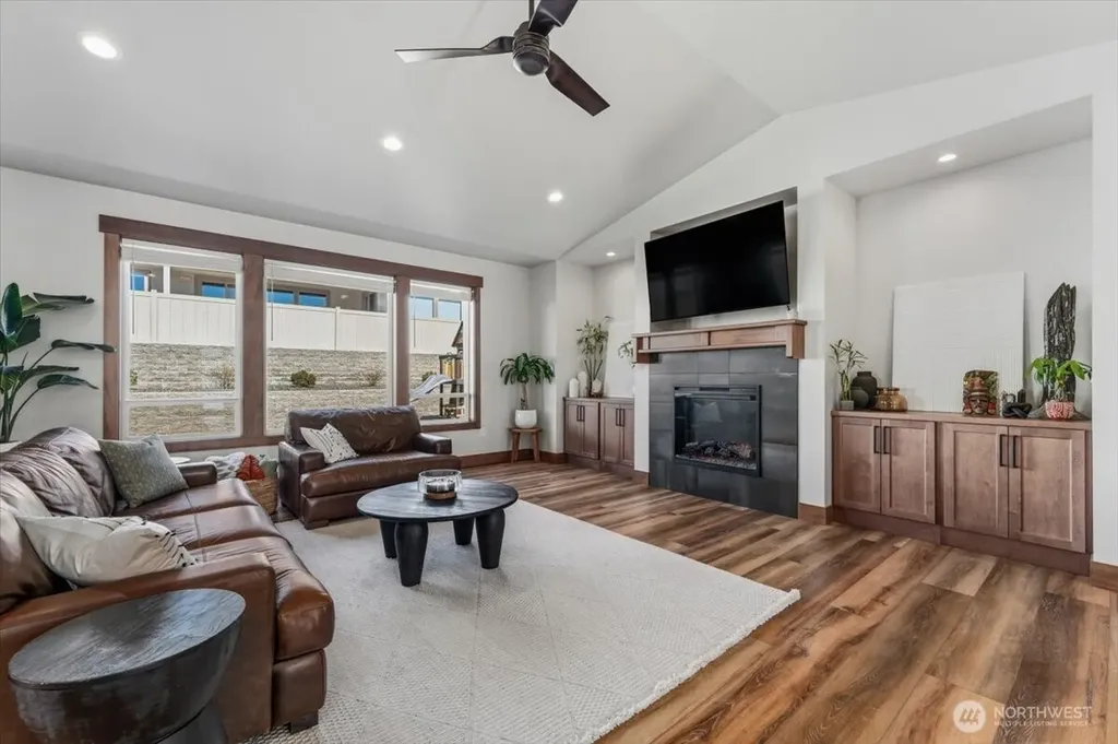 2637 Patriot Way SE East Wenatchee WA 98802