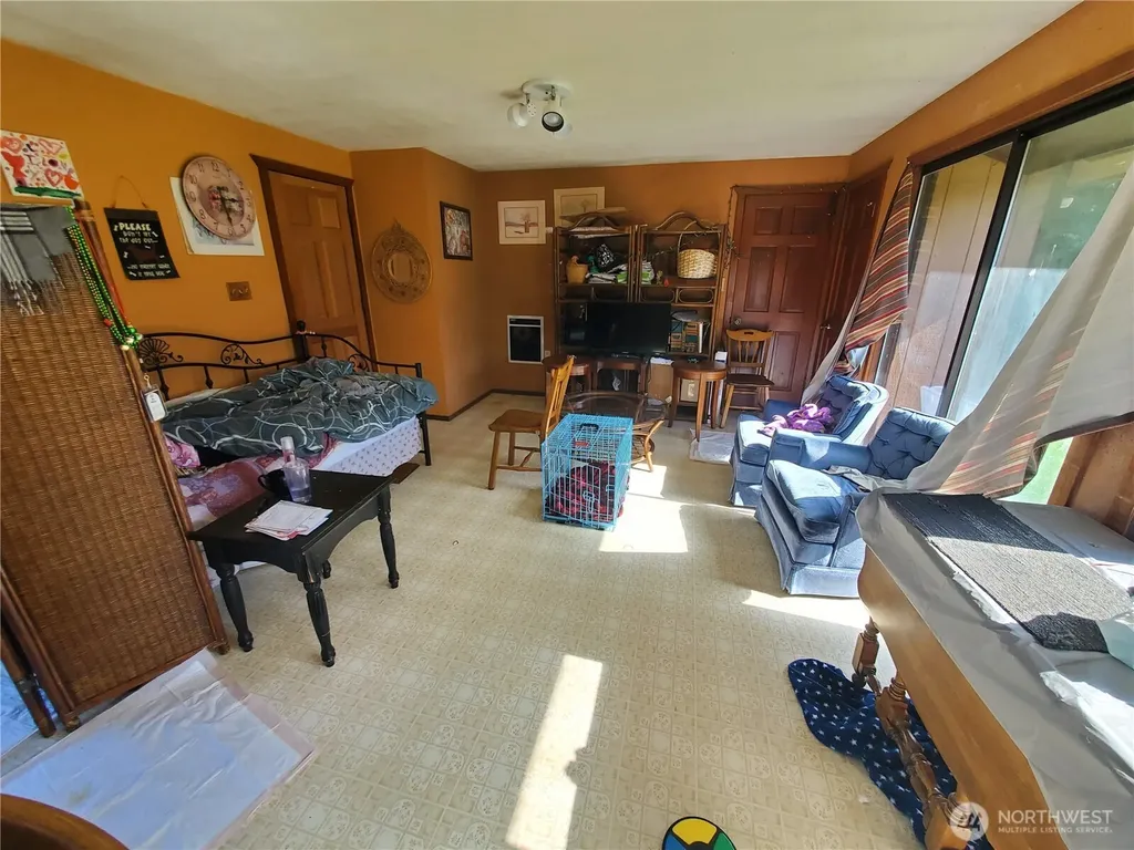 4924 165th Lane SW Rochester WA 98579