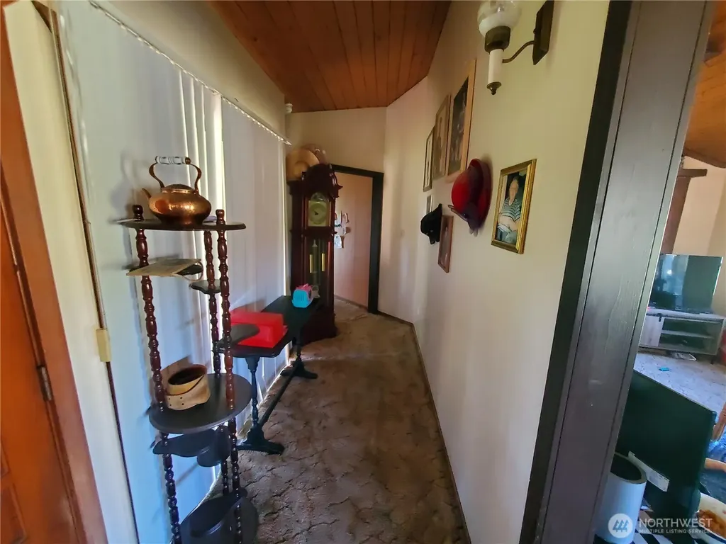 4924 165th Lane SW Rochester WA 98579