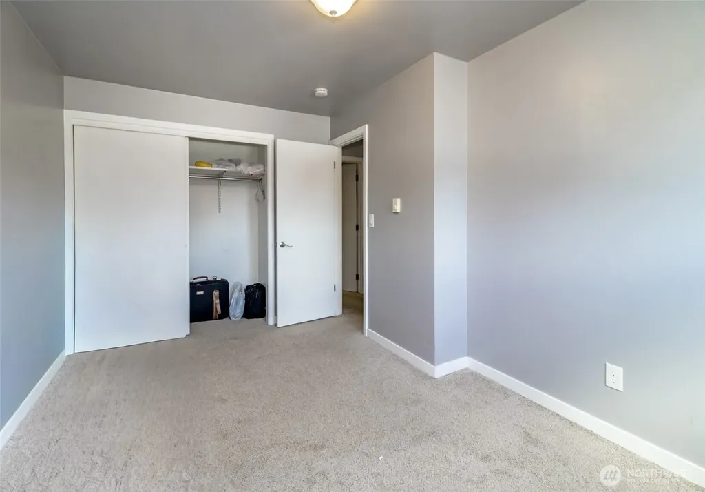 12416 SE 272nd Kent WA 98030