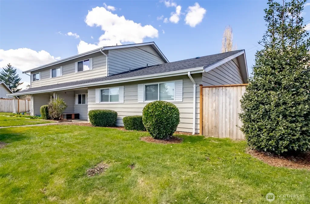 12416 SE 272nd Kent WA 98030