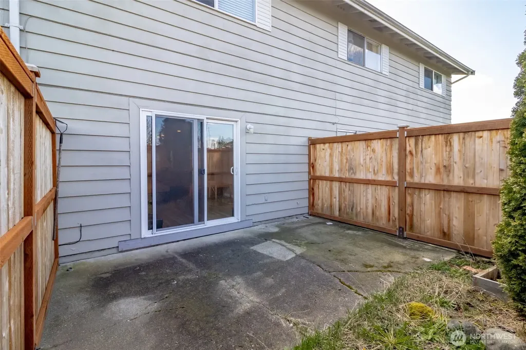 12416 SE 272nd Kent WA 98030