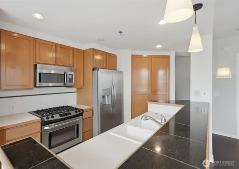2801 1st Avenue Seattle WA 98121