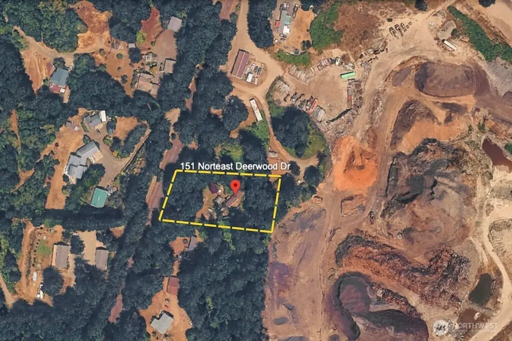151 NE Deerwood Drive Belfair WA 98528
