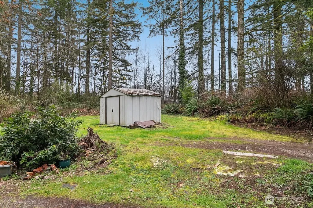 151 NE Deerwood Drive Belfair WA 98528