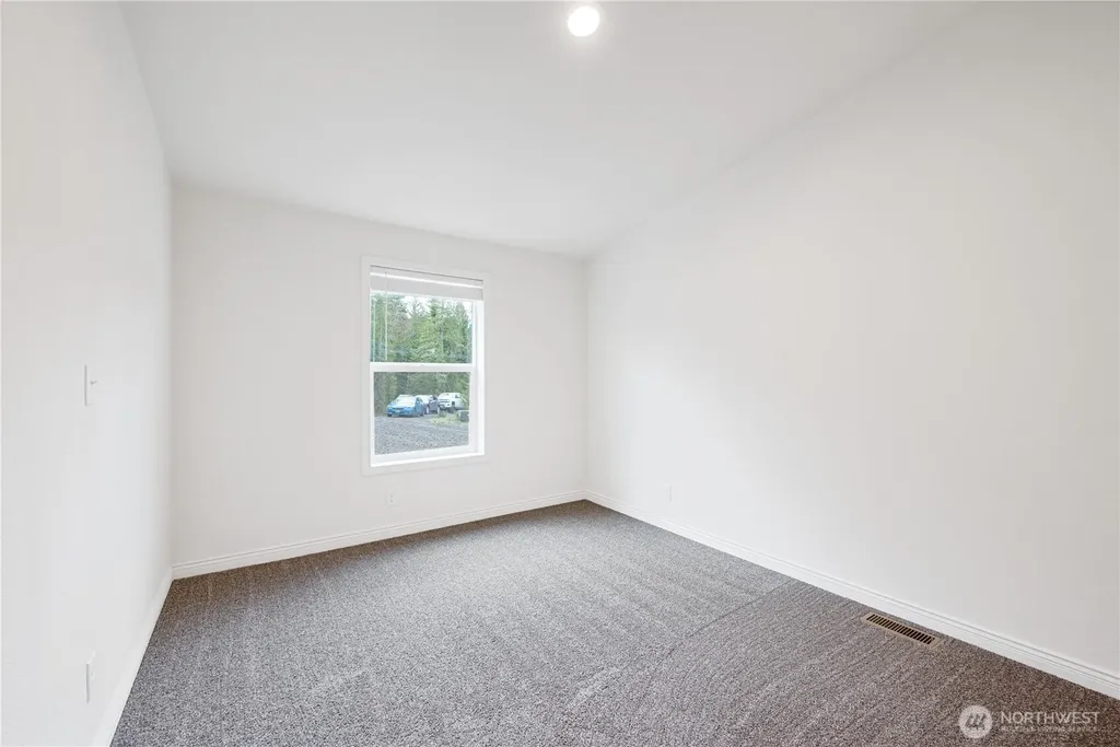 1728 Spirit Lake Highway Castle Rock WA 98611