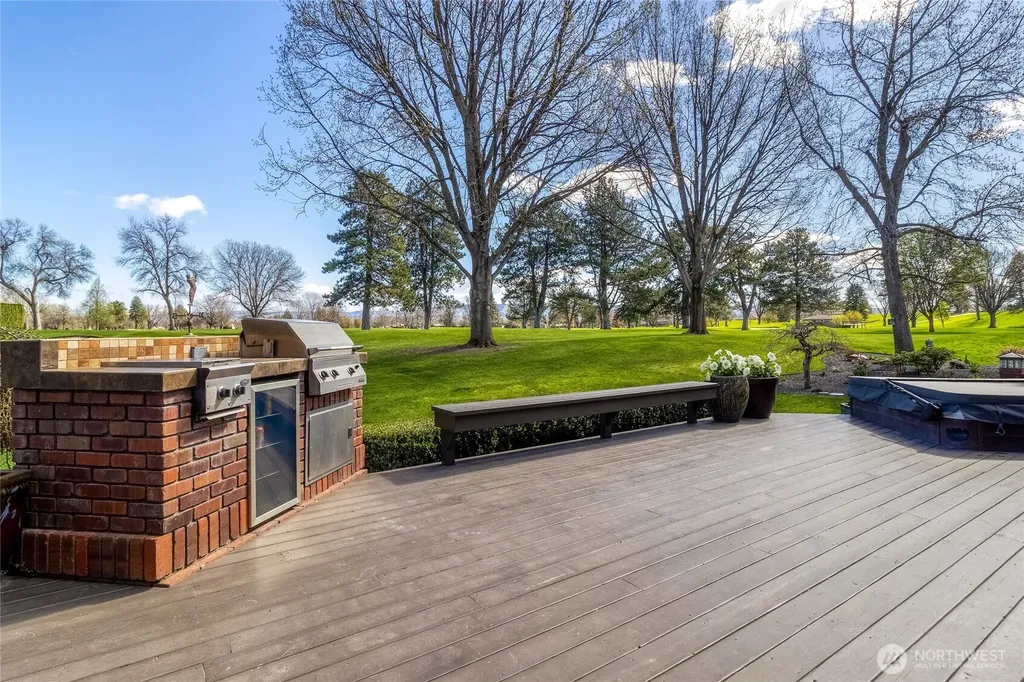 2245 Crosshaven Drive Walla Walla WA 99362
