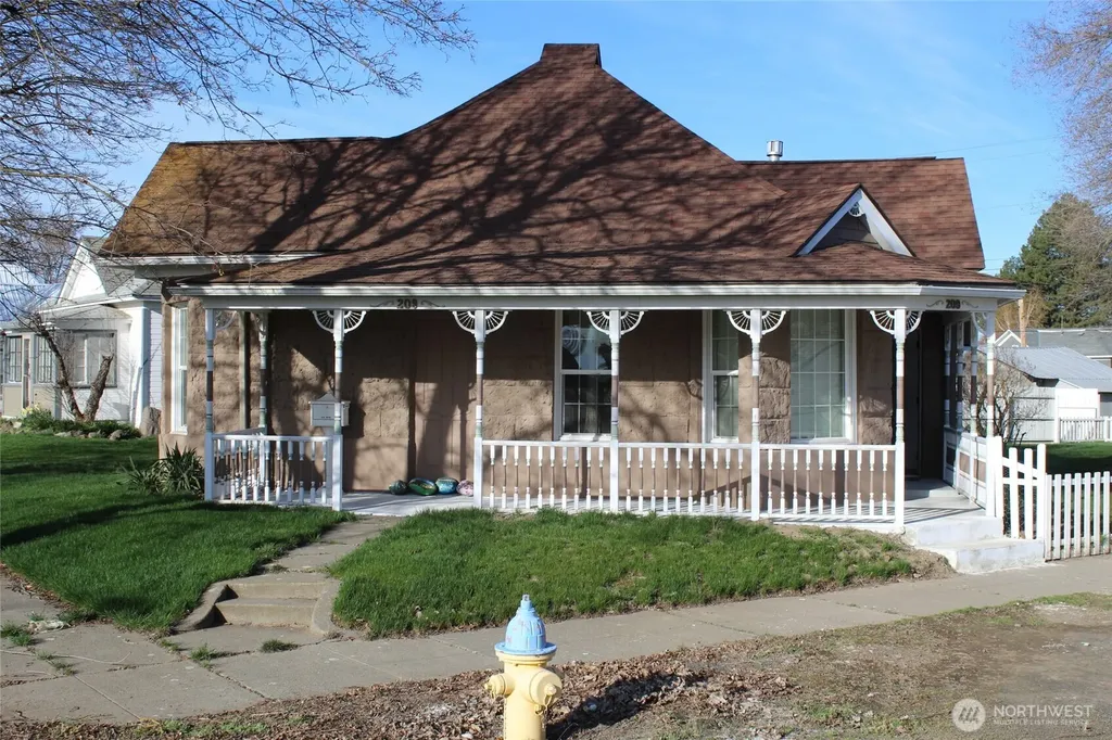 209 E Alder Avenue Ritzville WA 99169