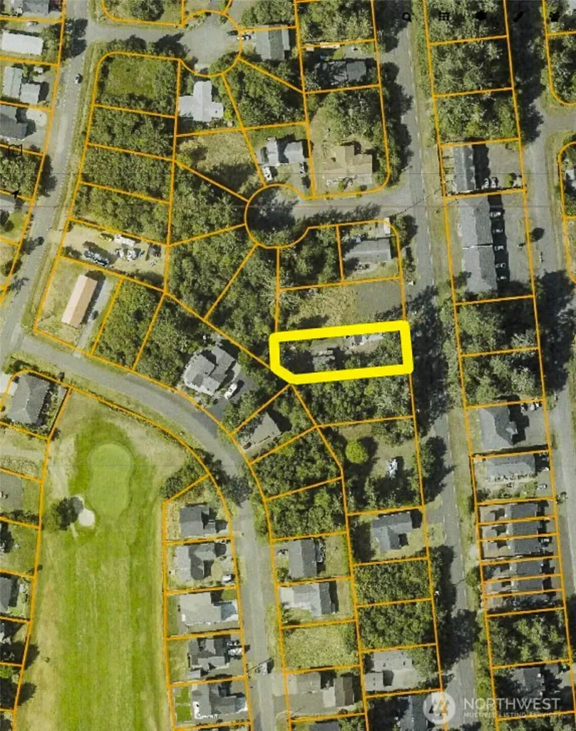 581 Dolphin Avenue NE Ocean Shores WA 98569