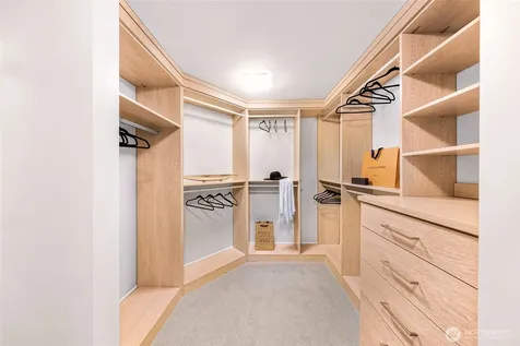 1920 4th Avenue Seattle WA 98101