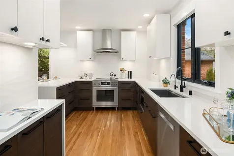 1111 37th Avenue E Seattle WA 98112