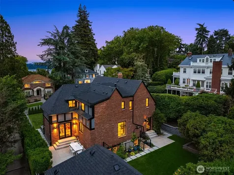 1111 37th Avenue E Seattle WA 98112