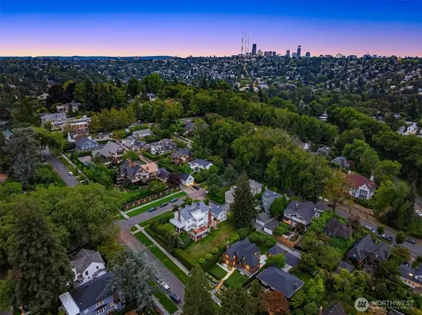 1111 37th Avenue E Seattle WA 98112