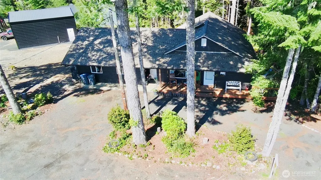 970 N Colony Surf Drive Lilliwaup WA 98555