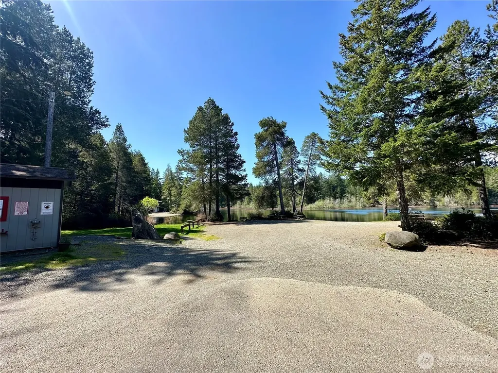 970 N Colony Surf Drive Lilliwaup WA 98555