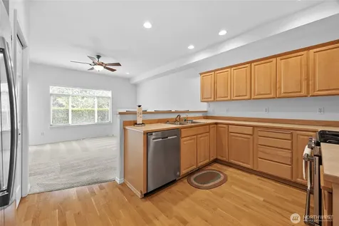 5300 Glenwood Avenue Everett WA 98203