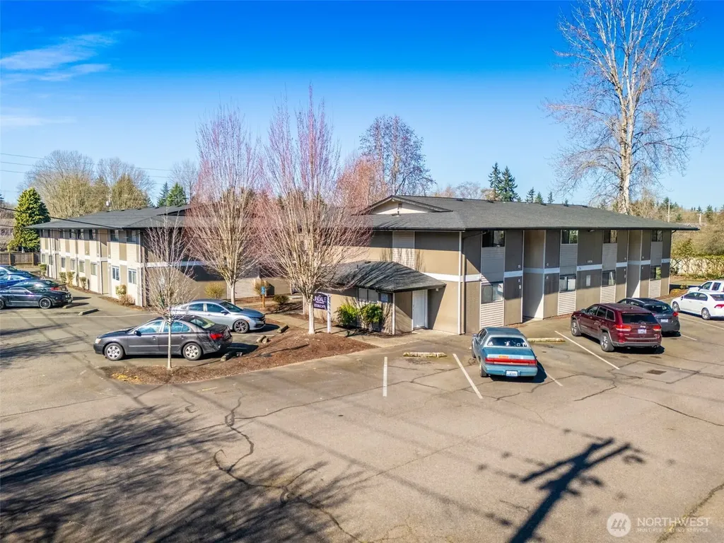 921 12th Avenue SE Puyallup WA 98372