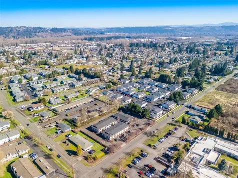 921 12th Avenue SE Puyallup WA 98372