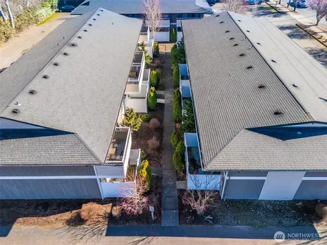 921 12th Avenue SE Puyallup WA 98372