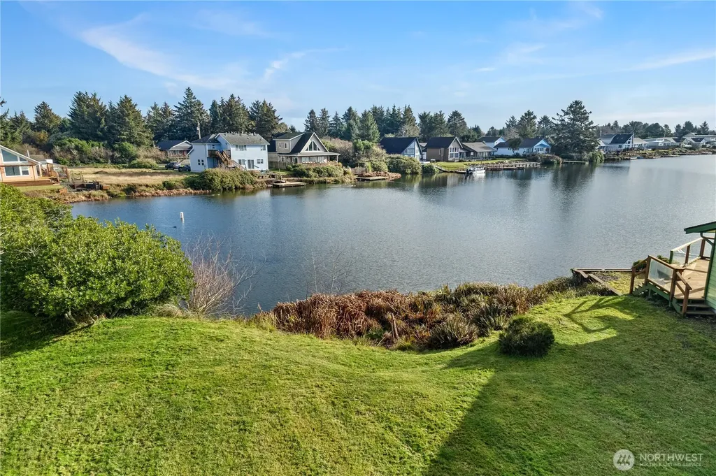 800 Cod Court SW Ocean Shores WA 98569